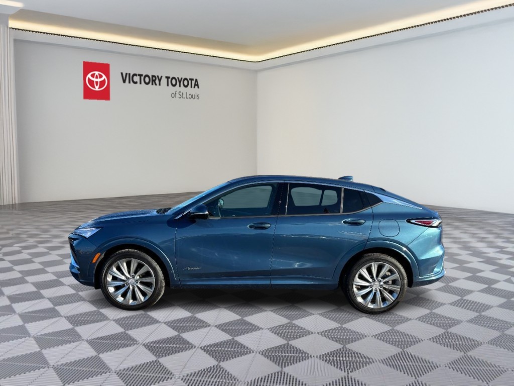 Buick Envista Vehicle Full-screen Gallery Image 07