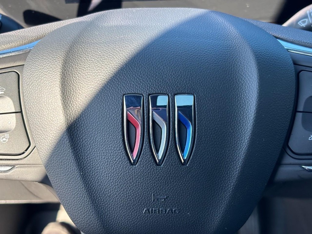 Buick Envista Vehicle Full-screen Gallery Image 20