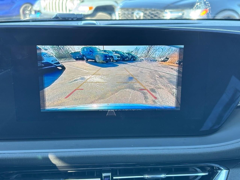 Buick Envista Vehicle Full-screen Gallery Image 24