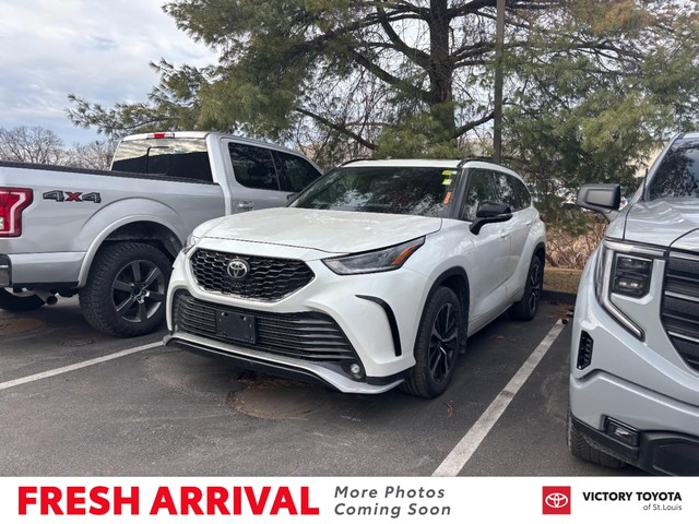 St. Louis MO 2022 Toyota Highlander more details - toyota highlander