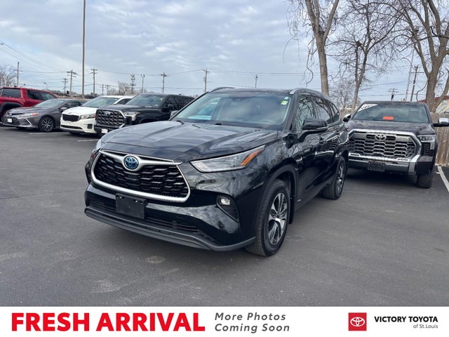 St. Louis MO 2021 Toyota Highlander more details - toyota highlander