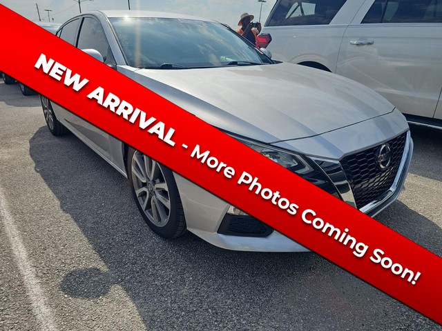 more details - nissan altima