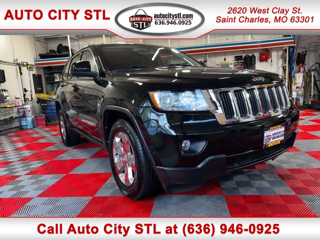 2013 Jeep Grand Cherokee 4WD Laredo at Auto City Stl in St. Charles MO