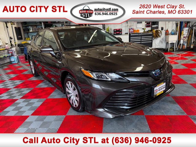 2018 Toyota Camry Hybrid LE at Auto City Stl in St. Charles MO