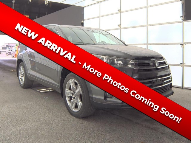 2017 Toyota Highlander Limited at Auto City Stl in St. Charles MO