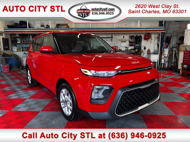 2022 Kia Soul LX at Auto City Stl in St. Charles MO