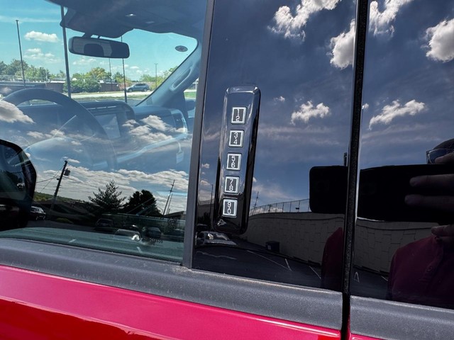 2024 Ford F-350 Super Duty Chassis Cab XLT - Photo 21