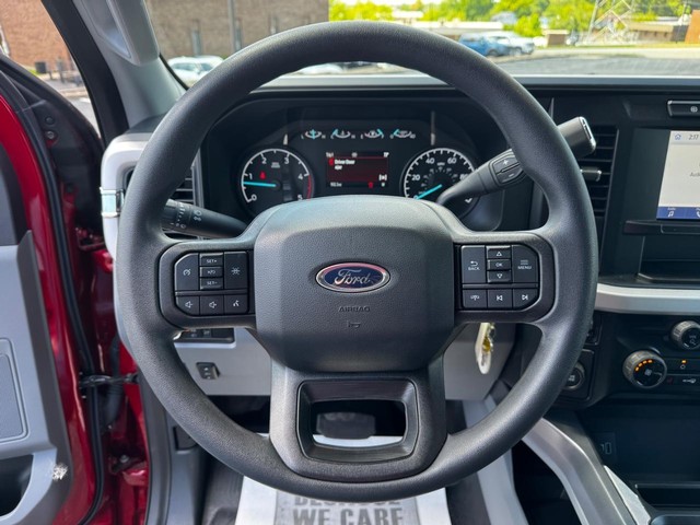 2024 Ford F-350 Super Duty Chassis Cab XLT - Photo 25