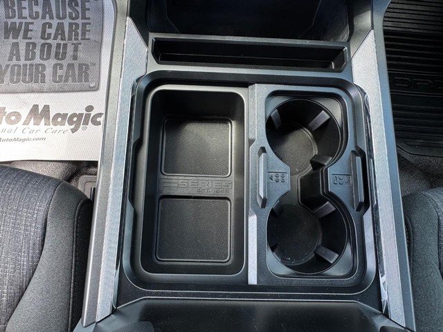 2024 Ford F-350 Super Duty Chassis Cab XLT - Photo 31