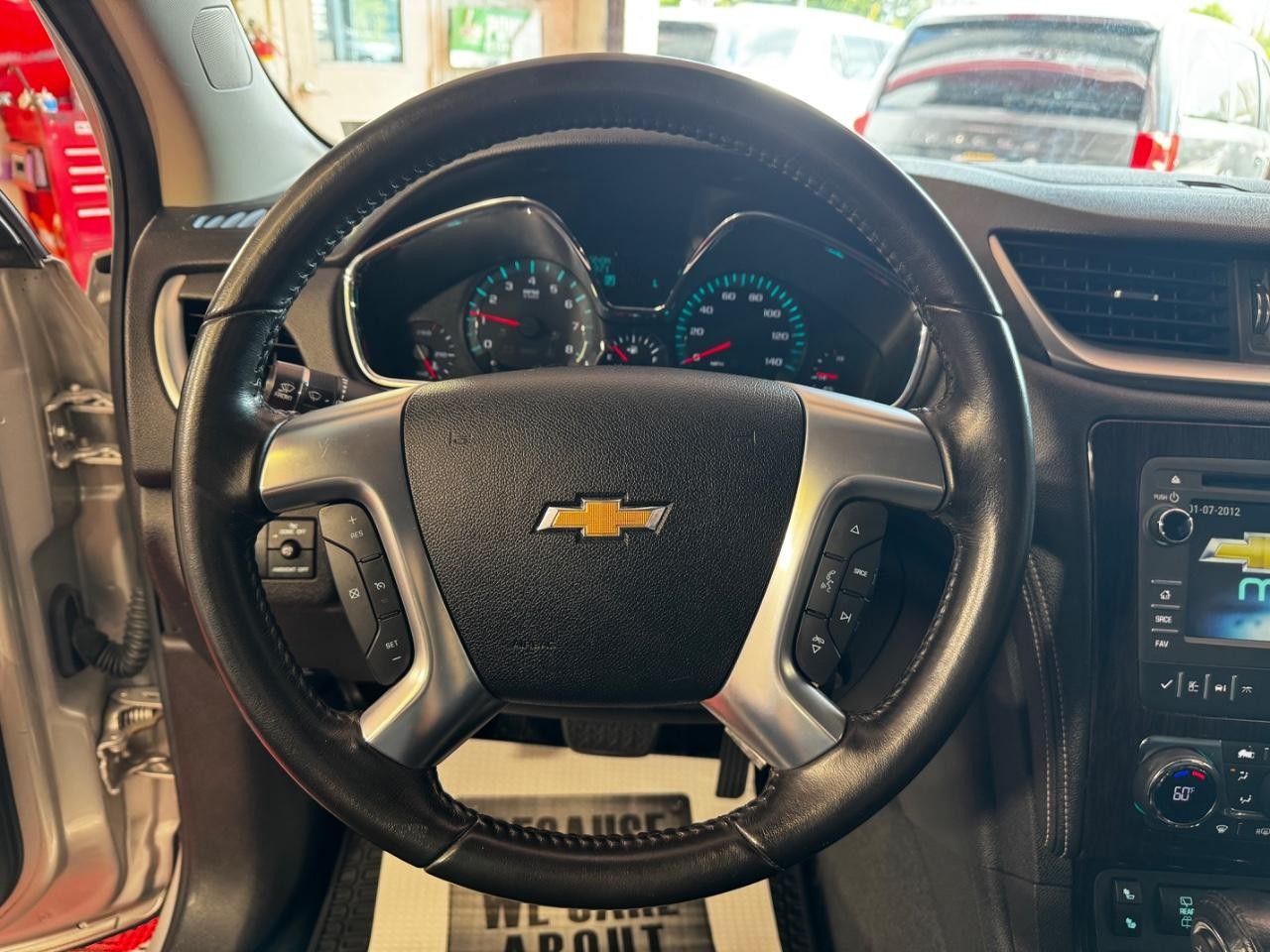 Chevrolet Traverse Vehicle Full-screen Gallery Image 20