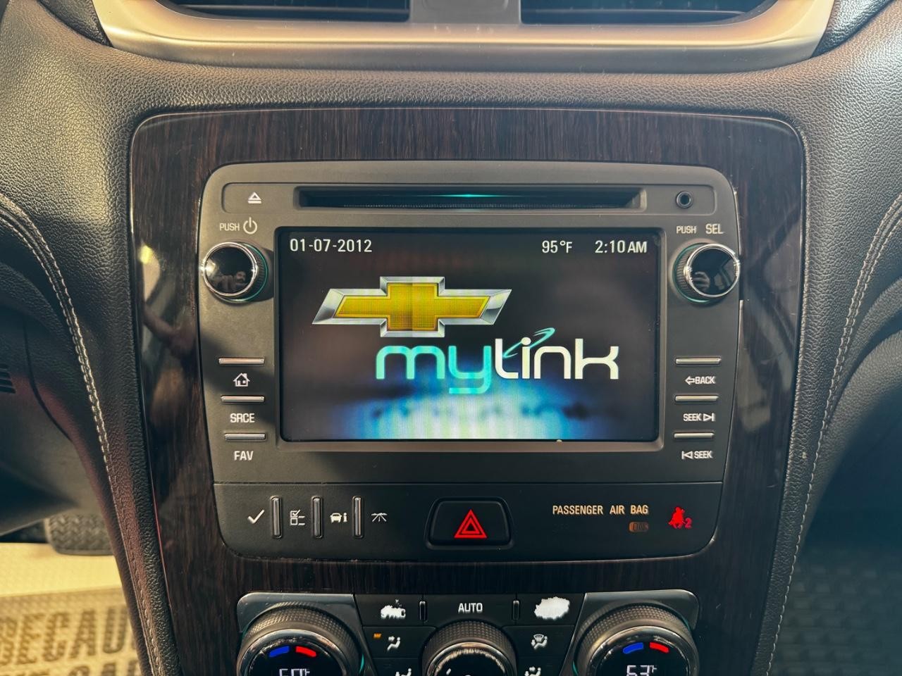 Chevrolet Traverse Vehicle Full-screen Gallery Image 22