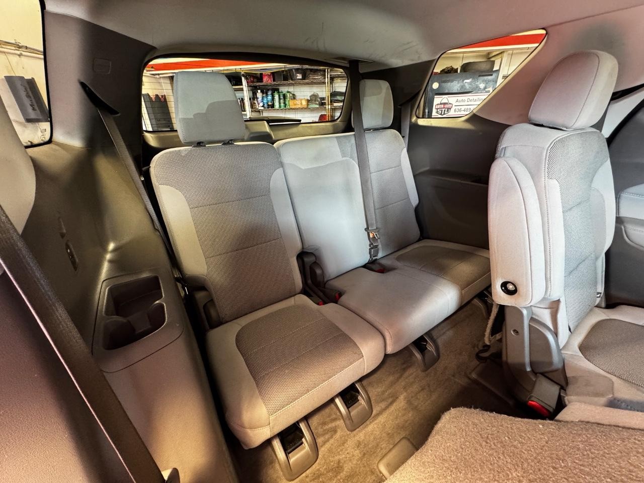 Chevrolet Traverse Vehicle Full-screen Gallery Image 11