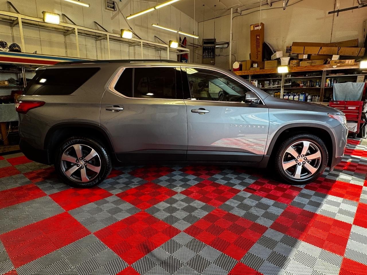 Chevrolet Traverse Vehicle Full-screen Gallery Image 08