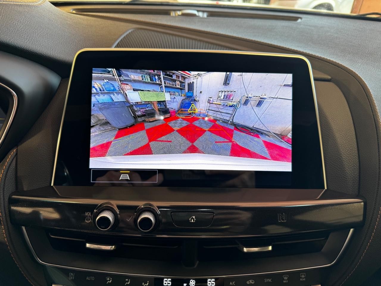 Cadillac CT5 Vehicle Full-screen Gallery Image 24