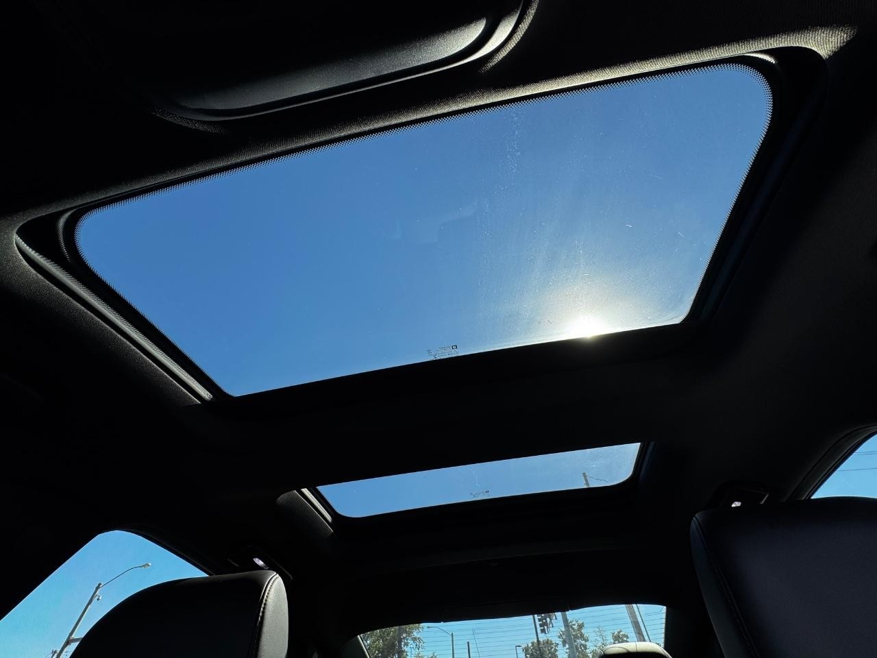 Cadillac CT5 Vehicle Full-screen Gallery Image 26