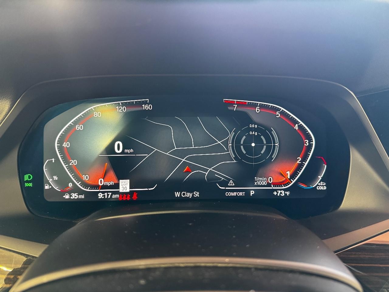 BMW X5 Vehicle Full-screen Gallery Image 19