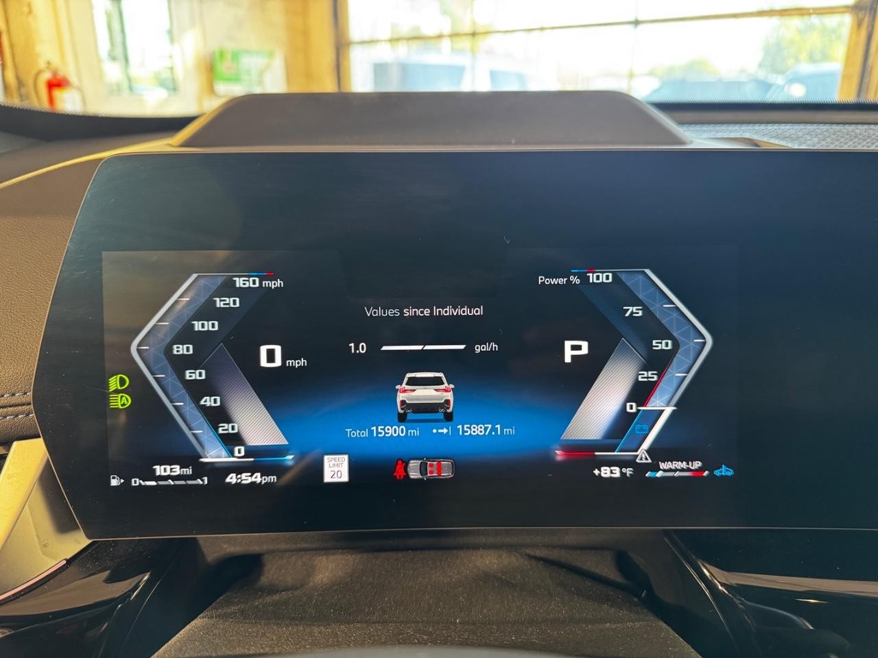 BMW X1 Vehicle Full-screen Gallery Image 18