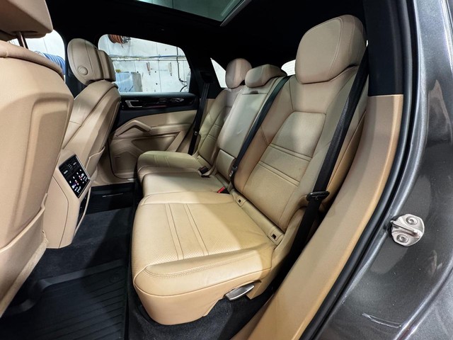 2019 Porsche Cayenne S - Photo 11