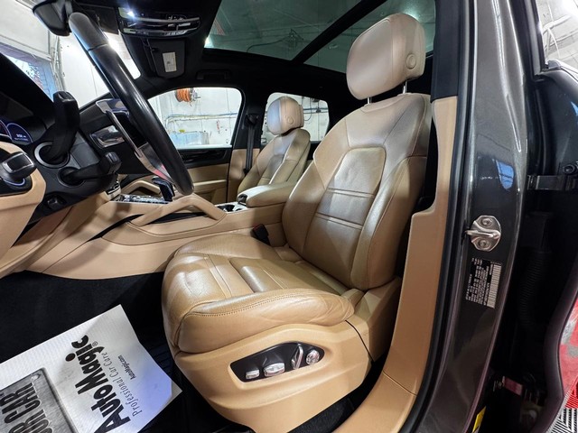 2019 Porsche Cayenne S - Photo 14