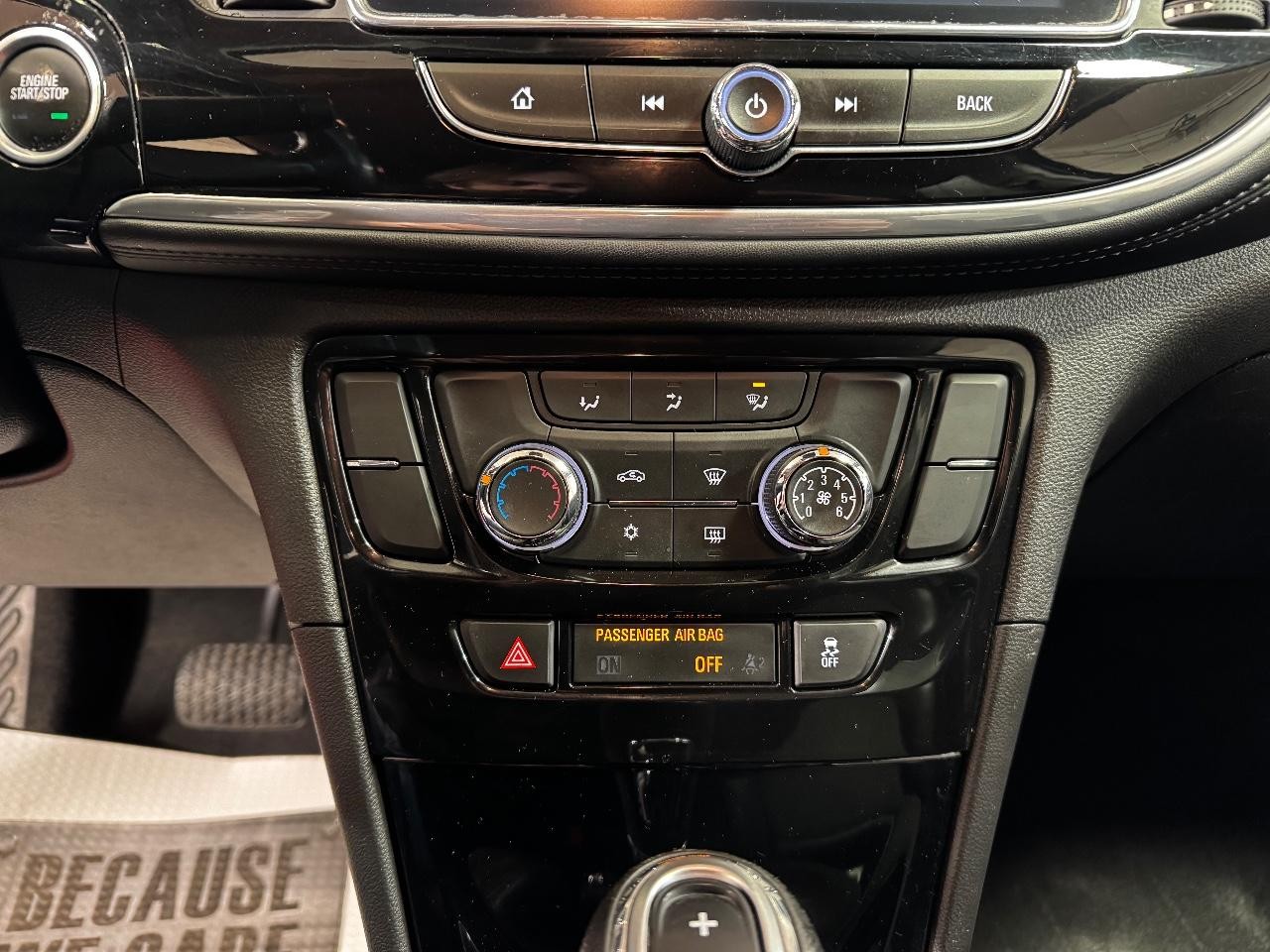 Buick Encore Vehicle Full-screen Gallery Image 19