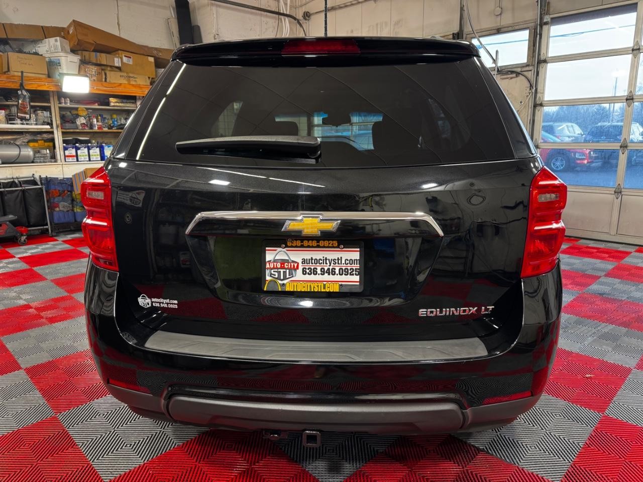 Chevrolet Equinox Vehicle Full-screen Gallery Image 06