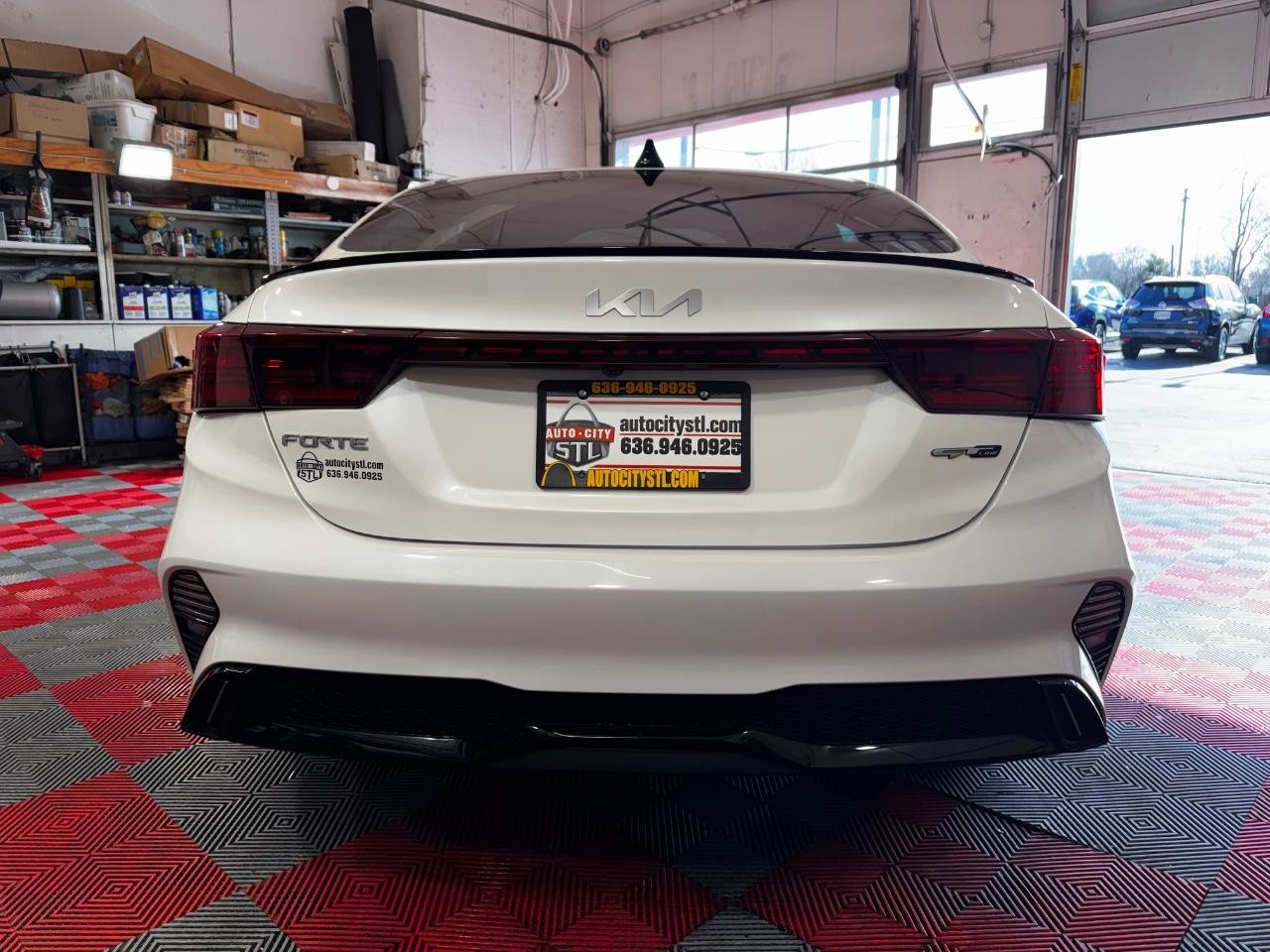 View vehicle photo 6