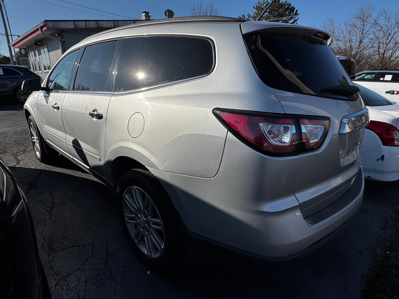 Chevrolet Traverse Vehicle Full-screen Gallery Image 03