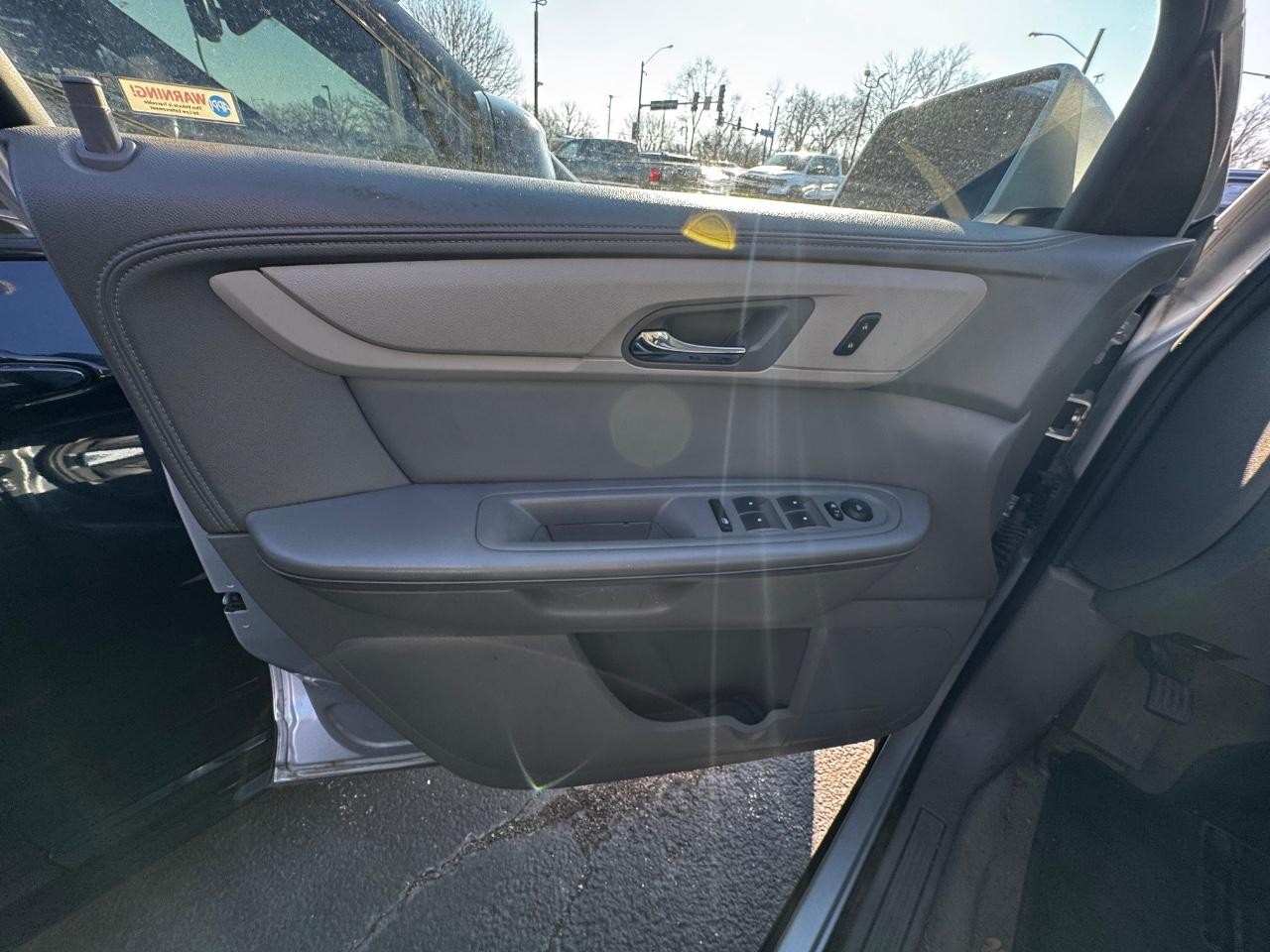 Chevrolet Traverse Vehicle Full-screen Gallery Image 11