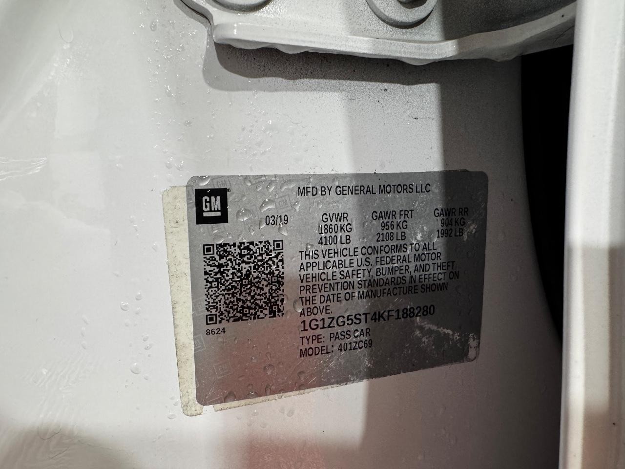 Chevrolet Malibu Vehicle Full-screen Gallery Image 24