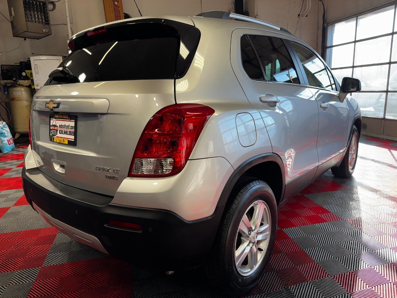 Chevrolet Trax Vehicle Full-screen Gallery Image 07