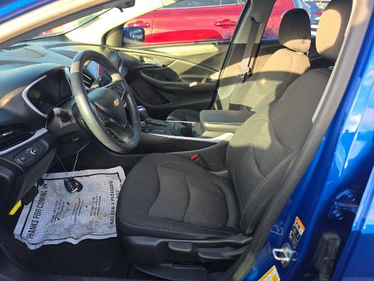 Chevrolet Volt Vehicle Full-screen Gallery Image 07