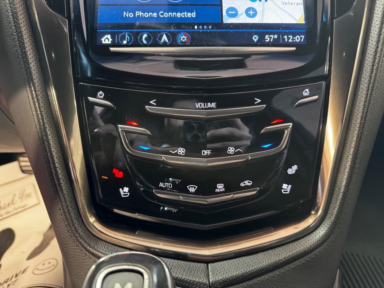 Cadillac CTS-V Sedan Vehicle Full-screen Gallery Image 19