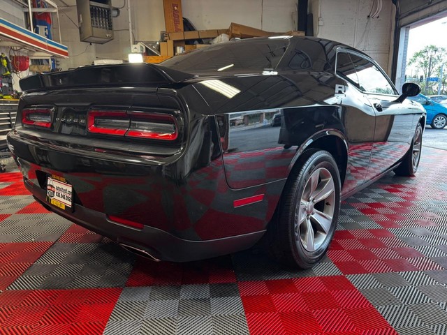 2019 Dodge Challenger SXT - Photo 6