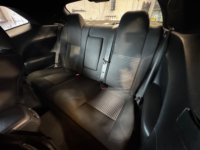 2019 Dodge Challenger SXT - Photo 12