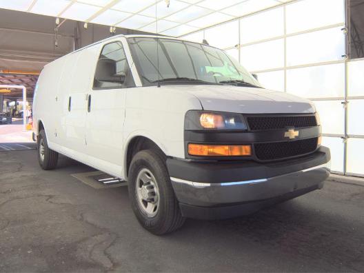 Summit White 2018 Chevrolet Express Cargo 2500 Extended RWD Van Rear-Wheel Drive Automatic