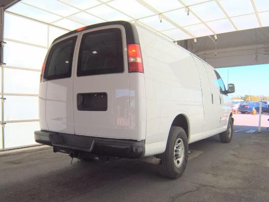 Chevrolet Express Cargo Van Vehicle Full-screen Gallery Image 04