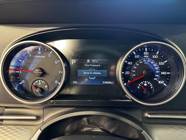 2023 Kia Carnival LX - Photo 21
