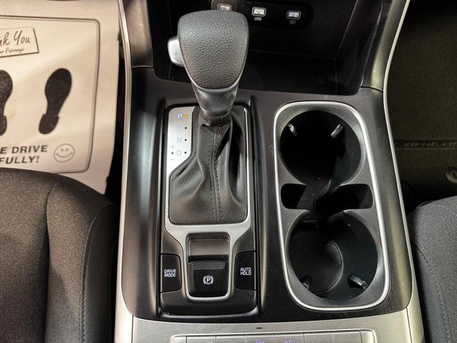 2023 Kia Carnival LX - Photo 25