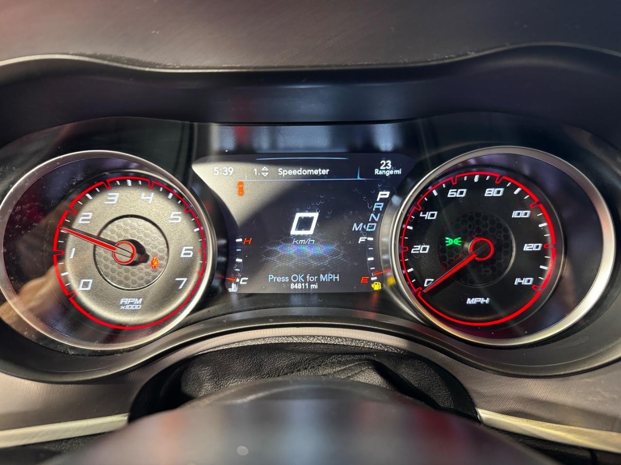Dodge Charger Vehicle Full-screen Gallery Image 18