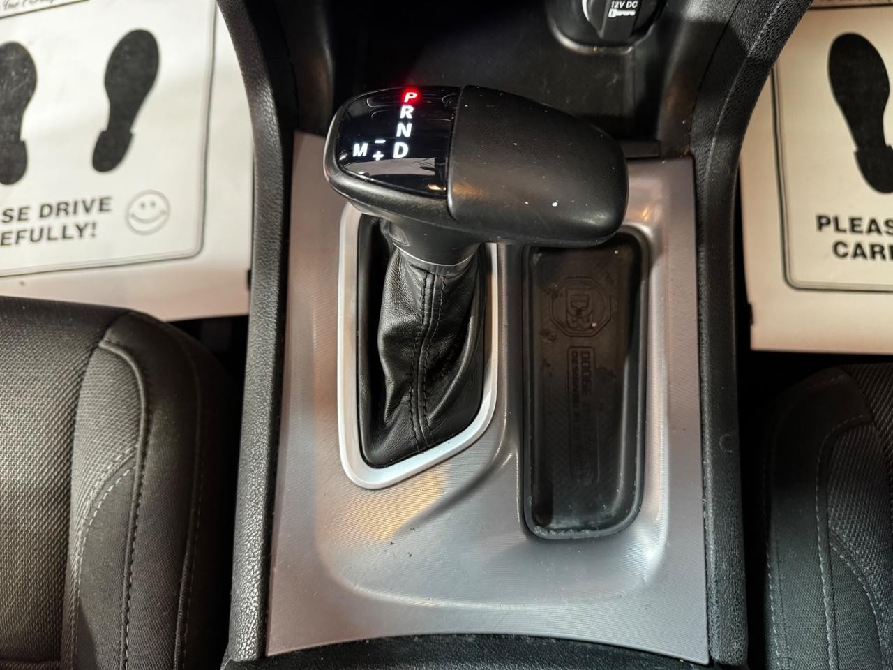 Dodge Charger Vehicle Full-screen Gallery Image 21