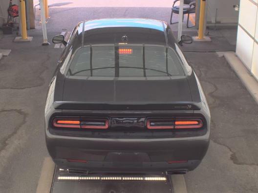 Dodge Challenger Vehicle Full-screen Gallery Image 05