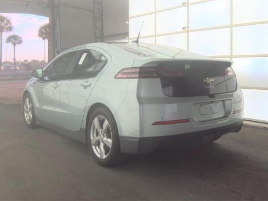 Chevrolet Volt Vehicle Full-screen Gallery Image 06