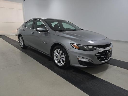 Chevrolet Malibu Vehicle Full-screen Gallery Image 05