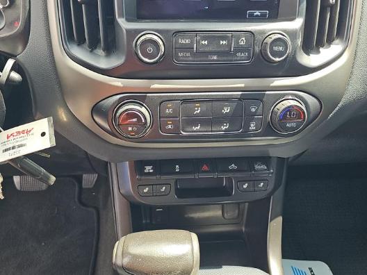 Chevrolet Colorado Vehicle Full-screen Gallery Image 10