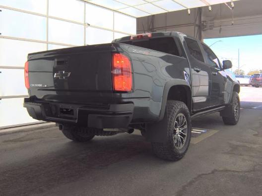 Chevrolet Colorado Vehicle Full-screen Gallery Image 04