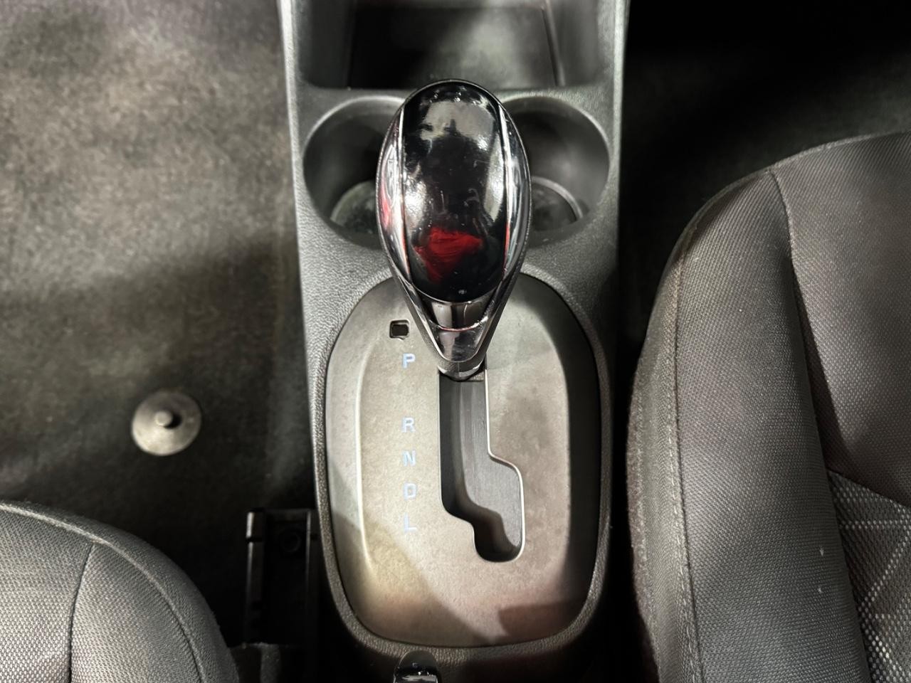 Chevrolet Spark Vehicle Full-screen Gallery Image 20