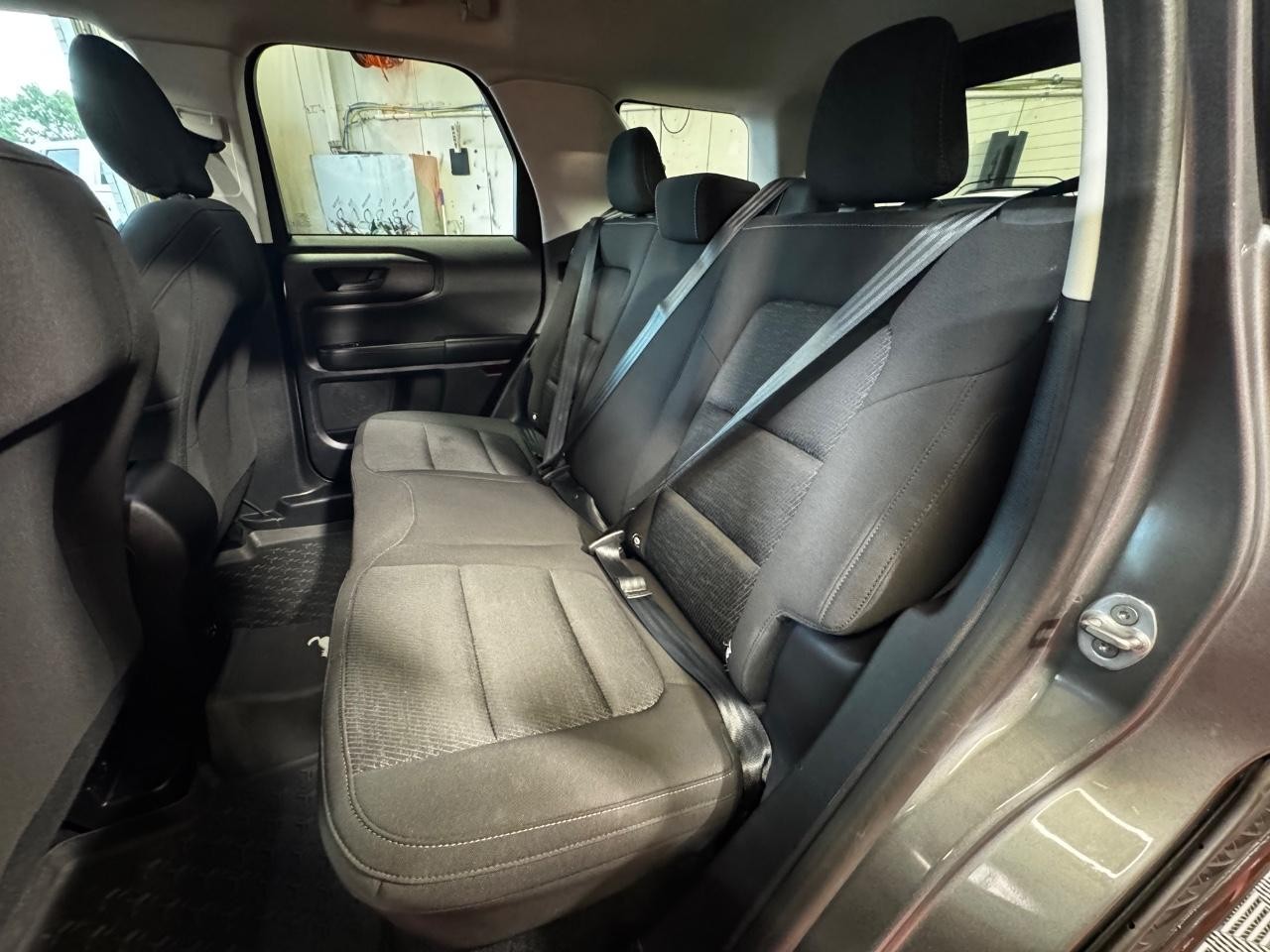 Ford Bronco Sport Vehicle Full-screen Gallery Image 12