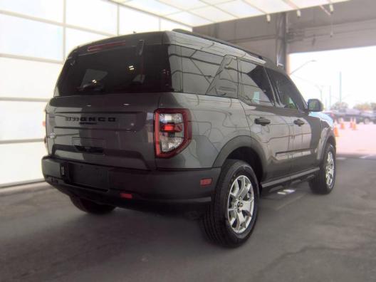 Ford Bronco Sport Vehicle Full-screen Gallery Image 04