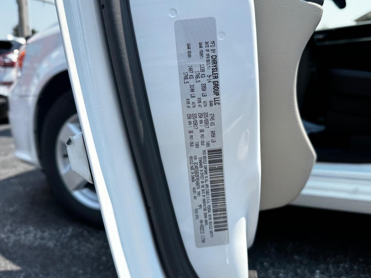 Dodge Grand Caravan Vehicle Full-screen Gallery Image 27