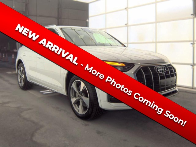 St. Charles MO 2022 Audi Q5 more details - audi q5